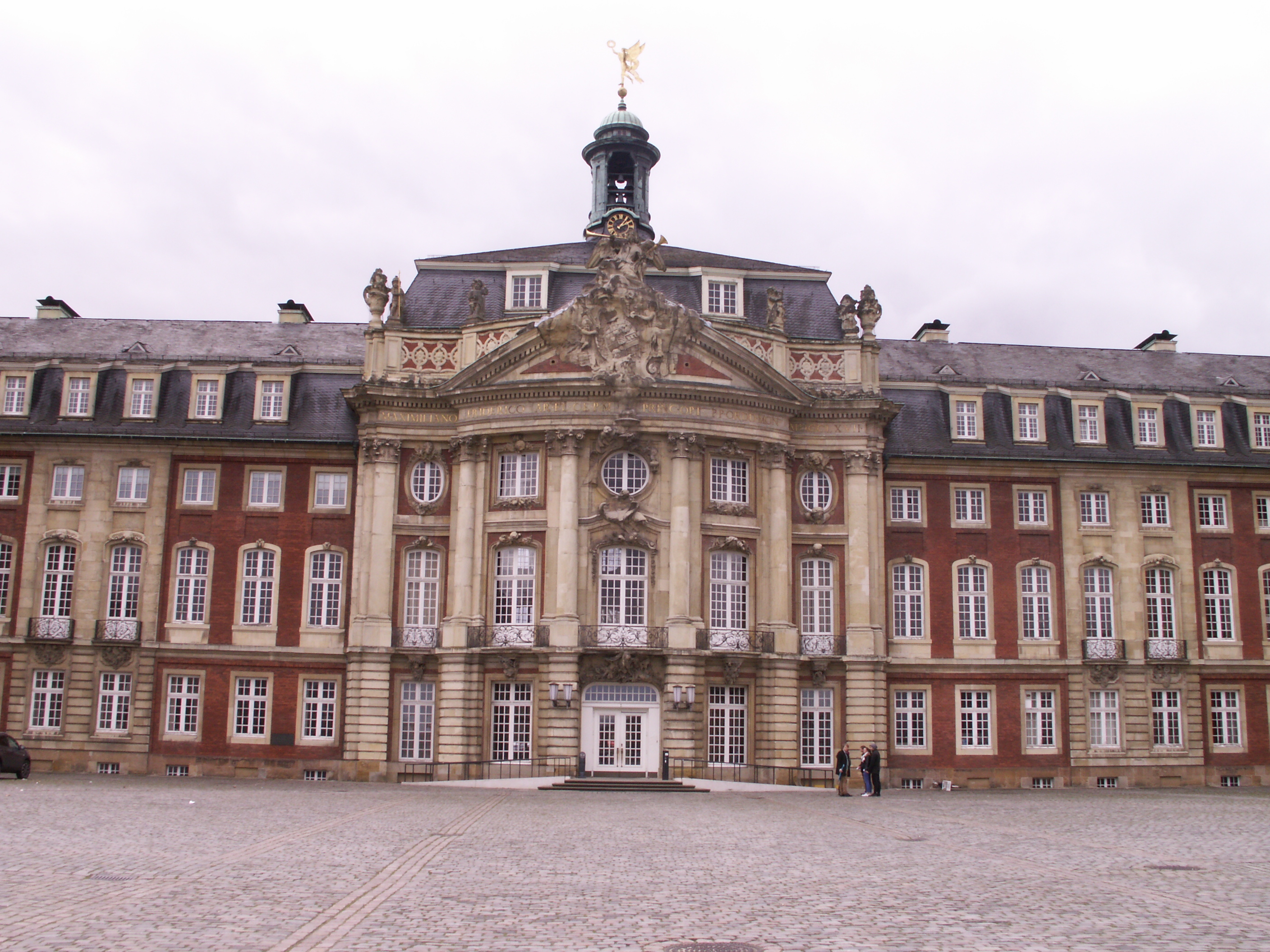 KONICA MINOLTA DIGITAL CAMERA