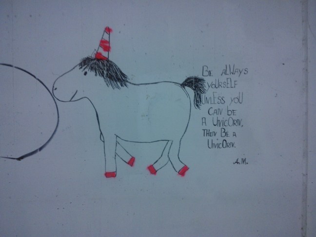 Uniform am Bhf. Neue Schenke